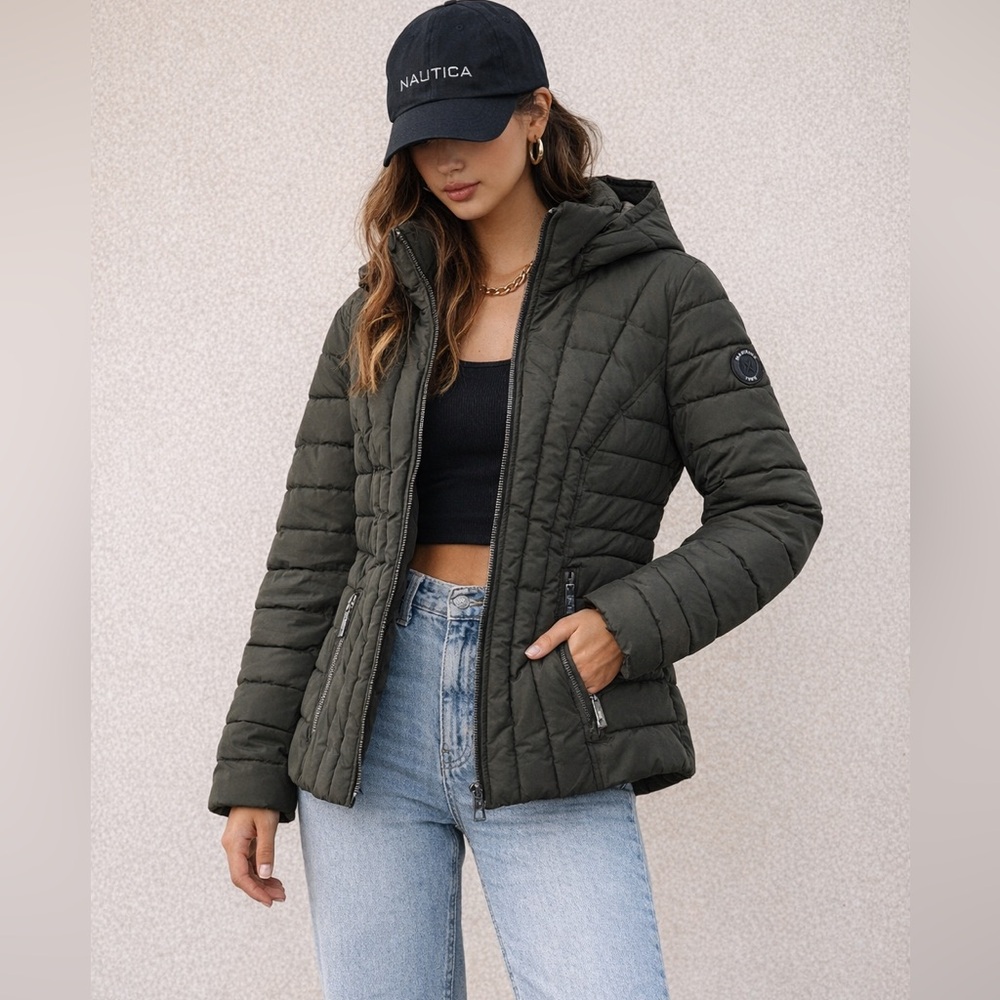 Nautica Women's Small Olive Green Mid Weight Winter Puffer Jacket